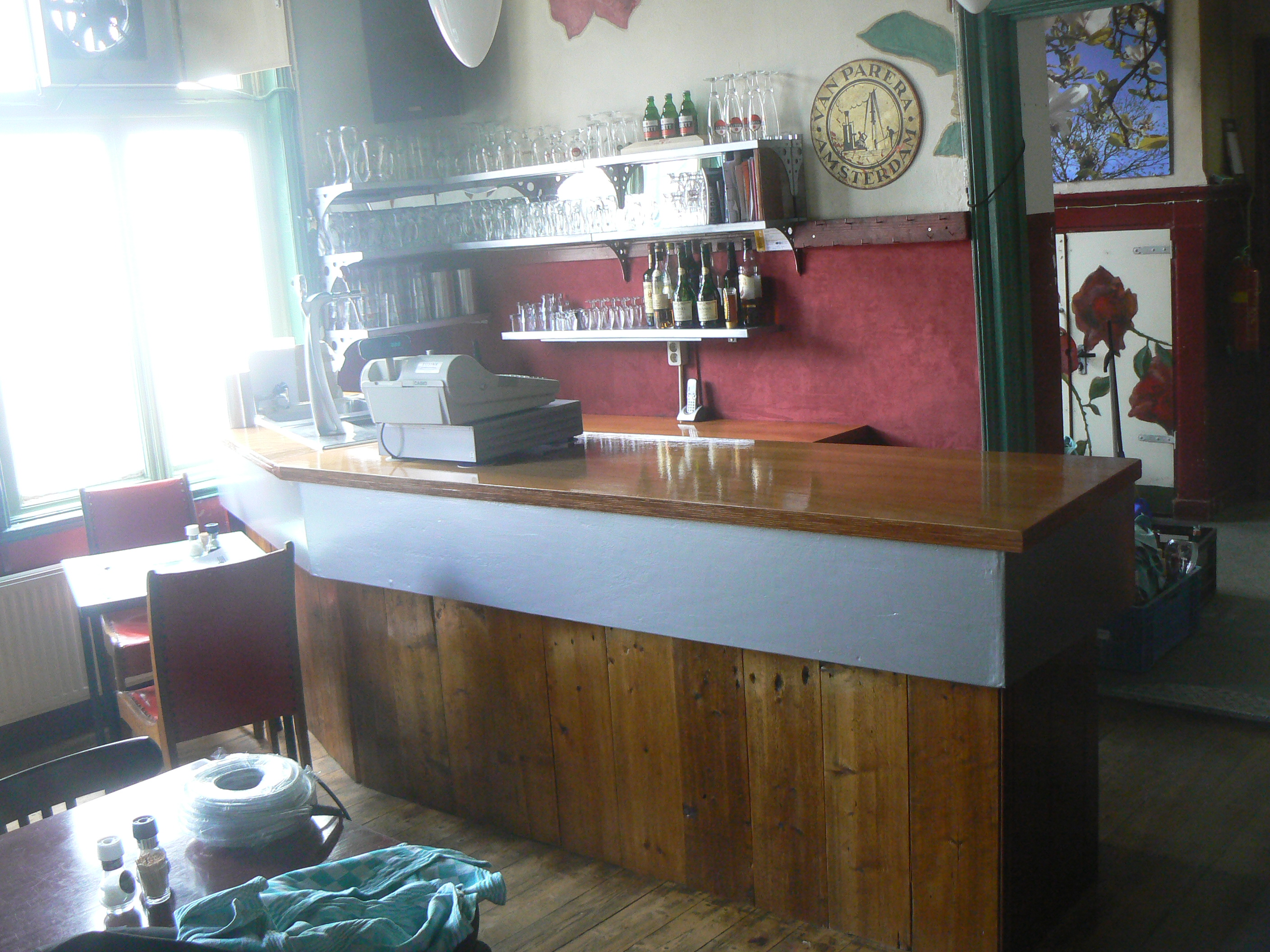 Nieuwe Bar in het koffiehuis